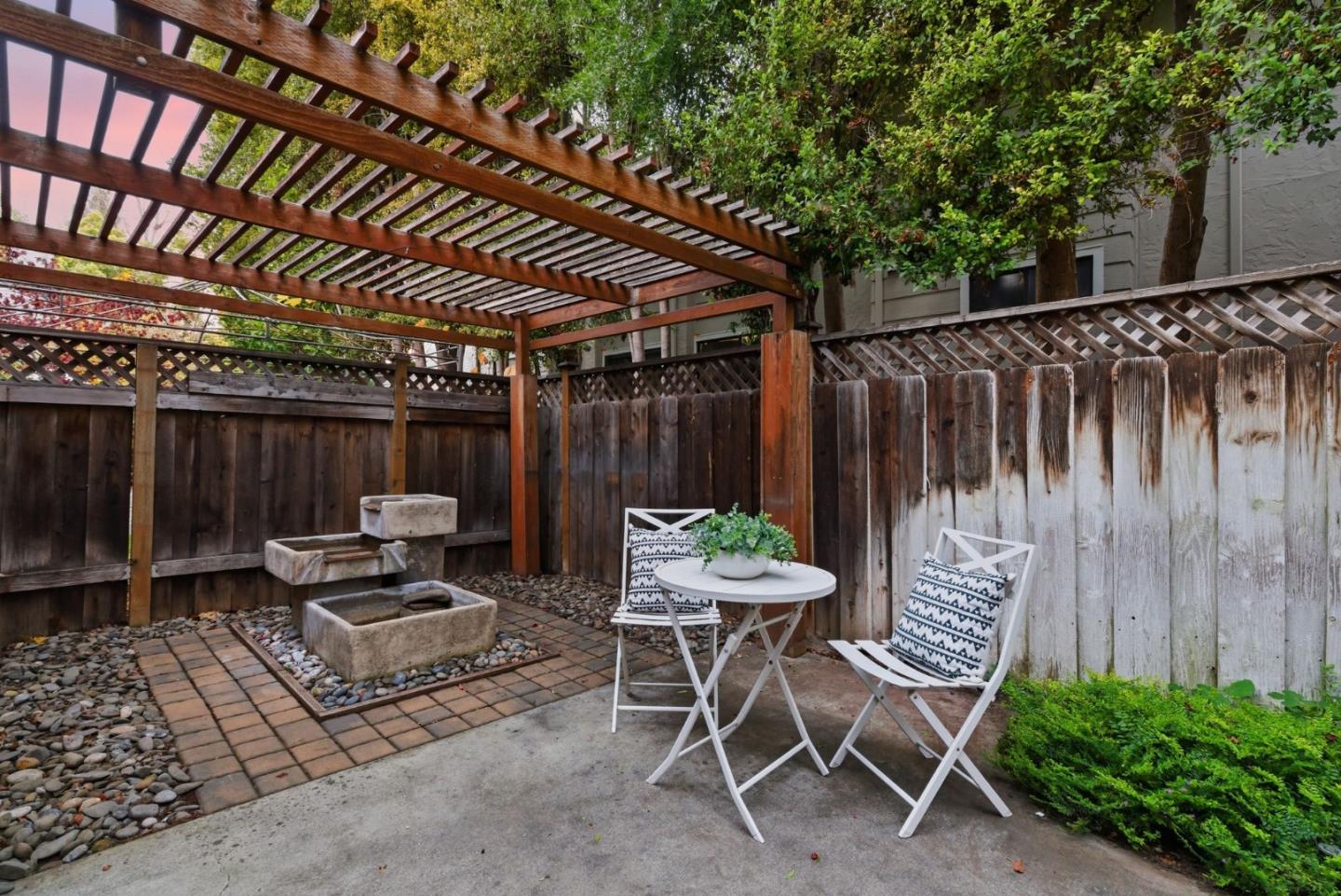 1144 Cherryview Lane