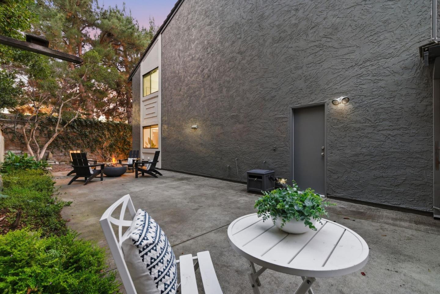 1144 Cherryview Lane