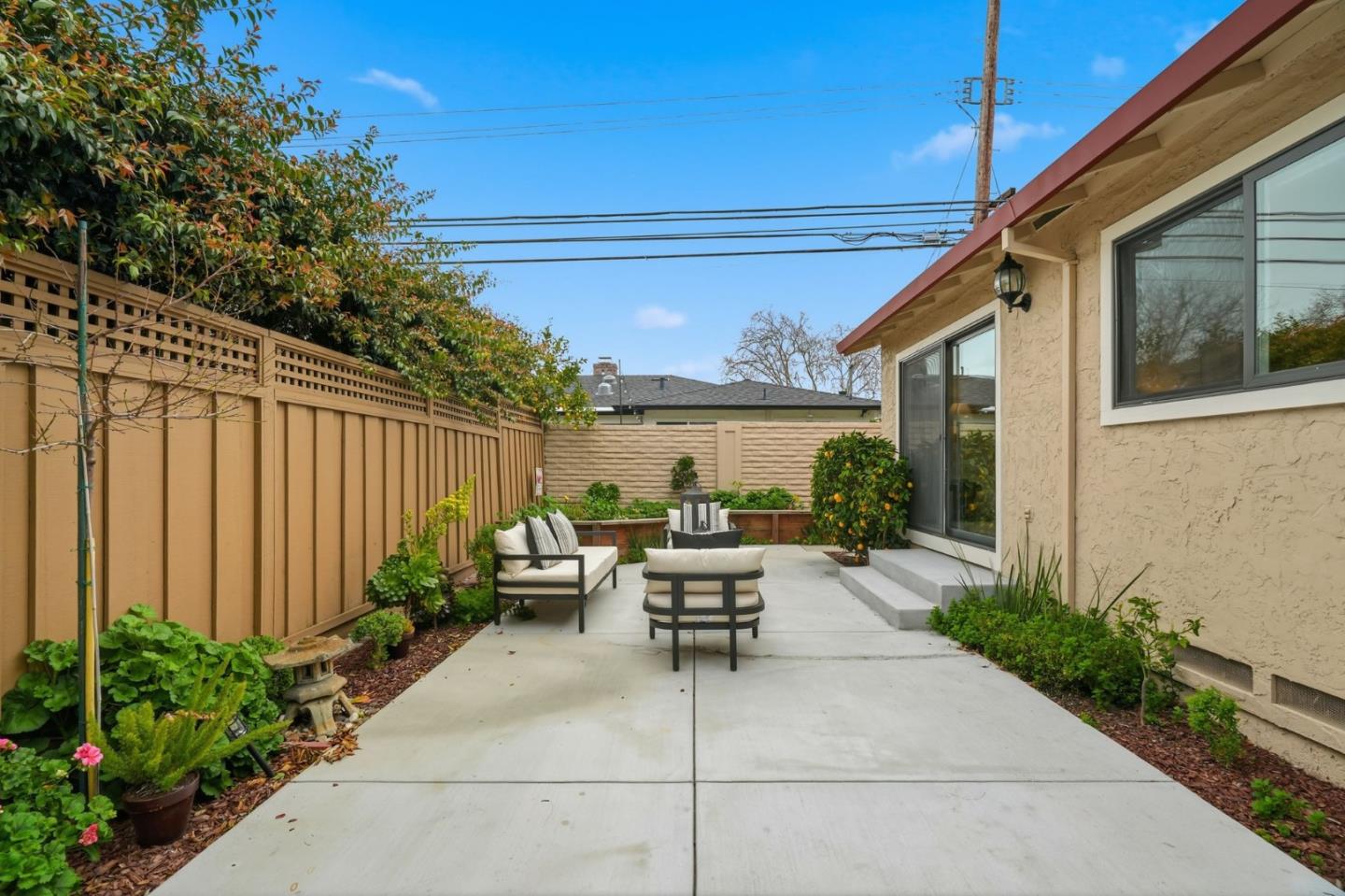 2007 Eucalyptus Court