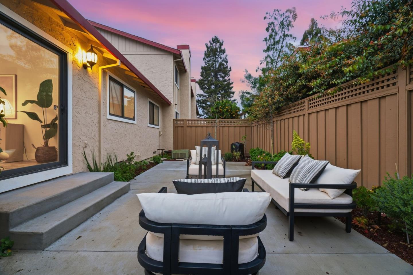 2007 Eucalyptus Court