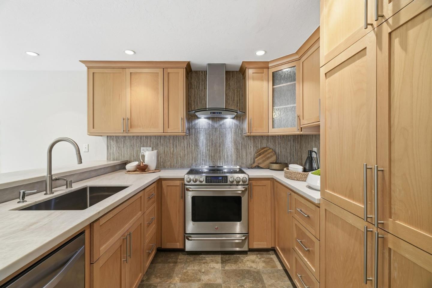 2007 Eucalyptus Court