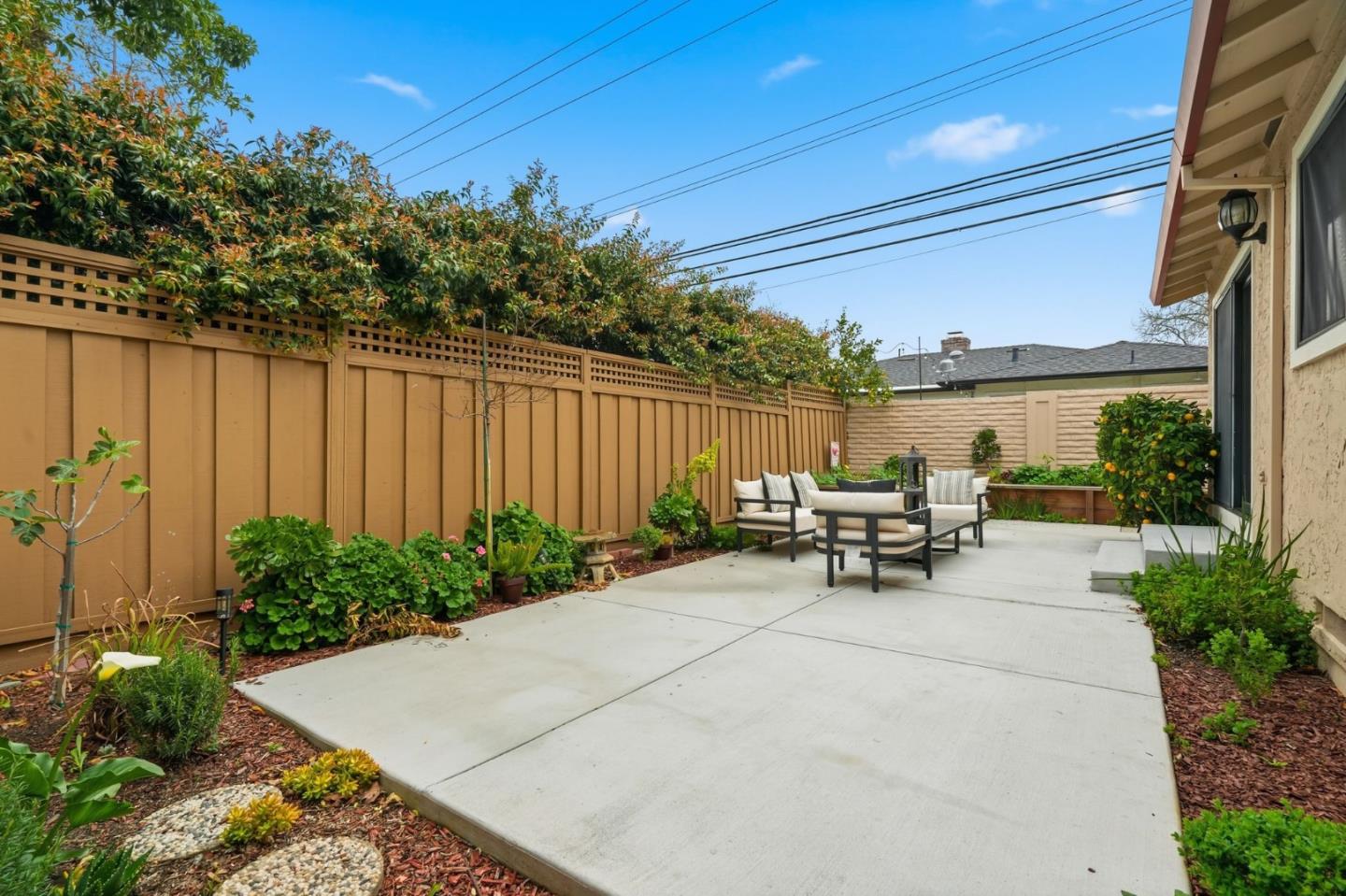 2007 Eucalyptus Court