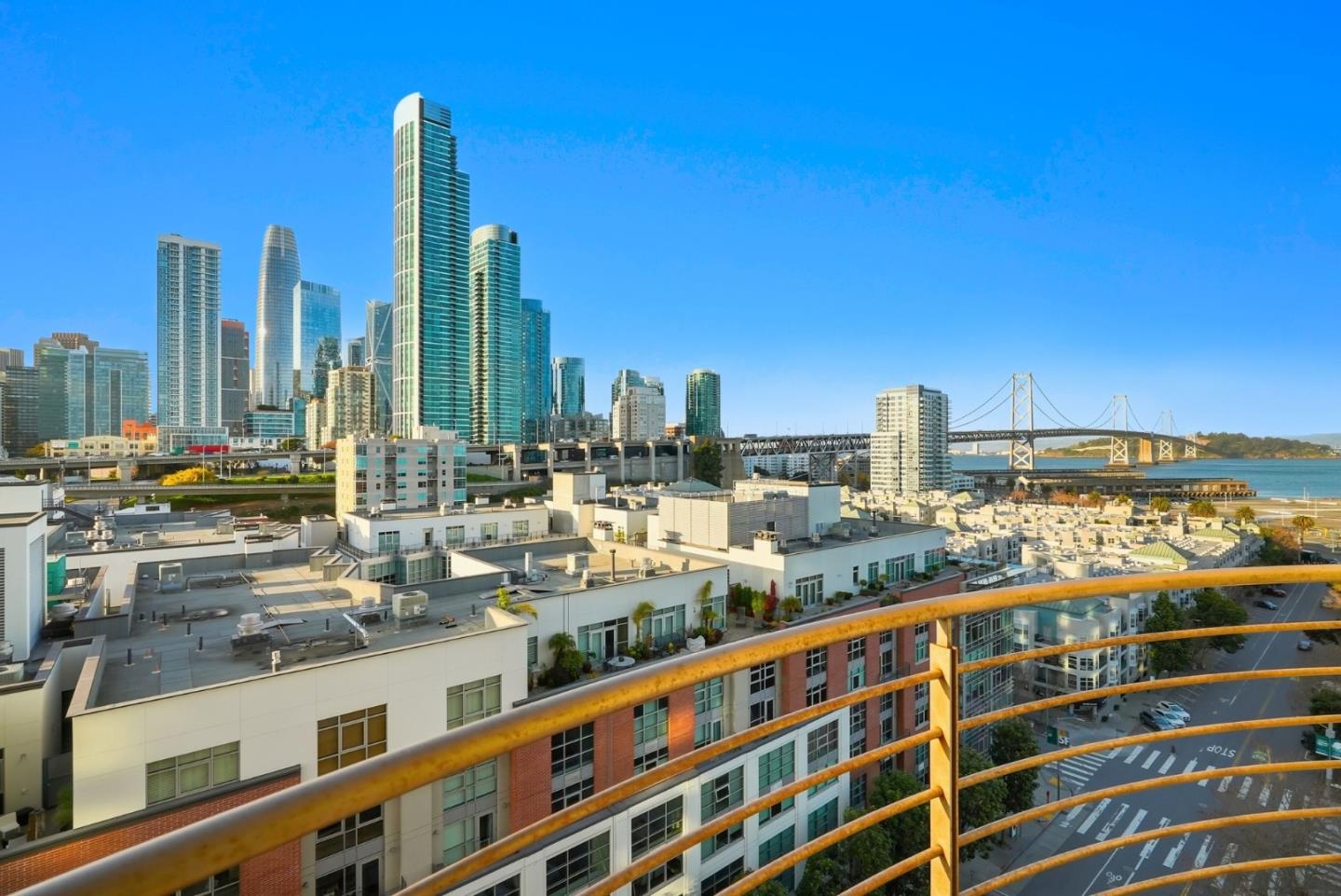 219 Brannan Street 12B