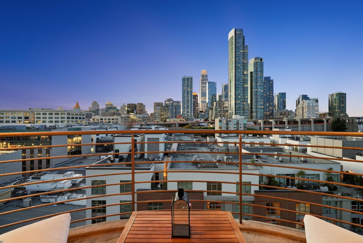 219 Brannan Street 12B