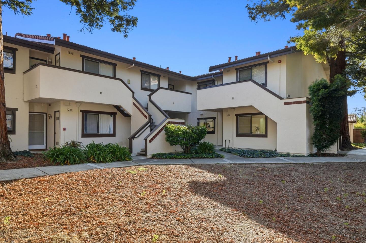 1400 Bowe Avenue 1404