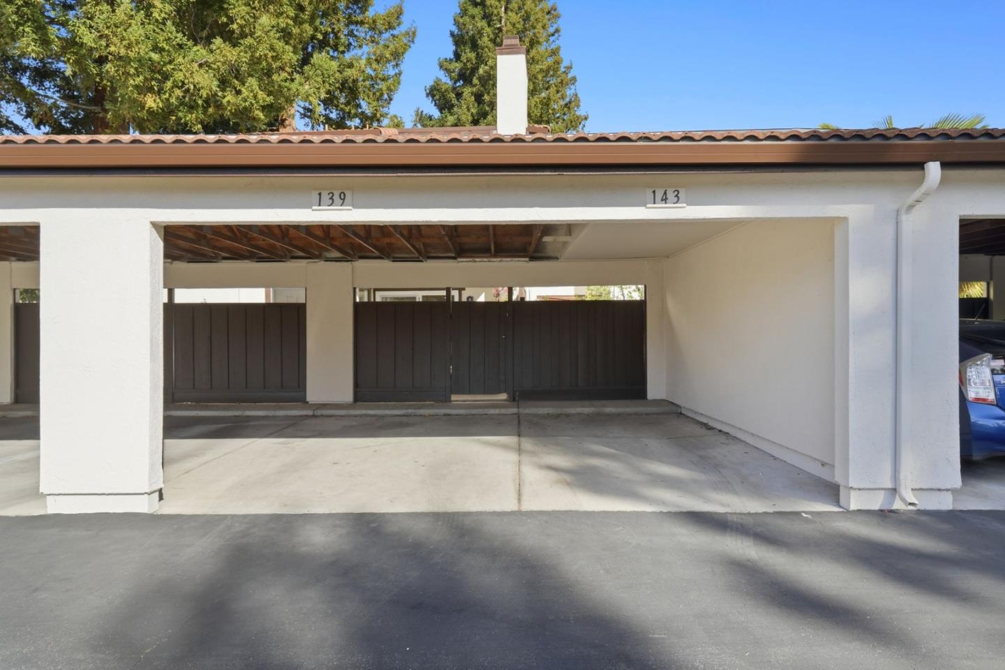 1400 Bowe Avenue 1404