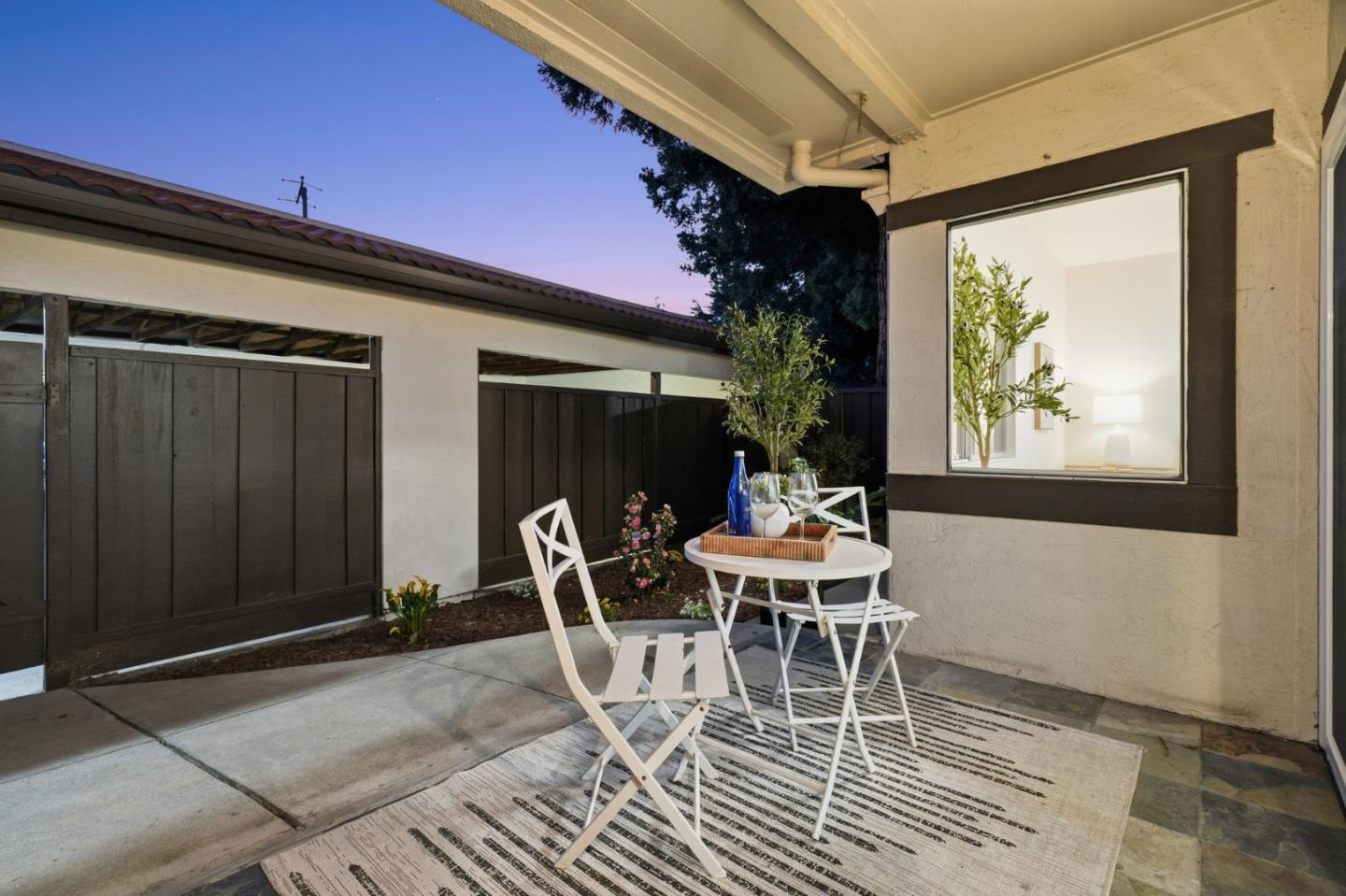 1400 Bowe Avenue 1404