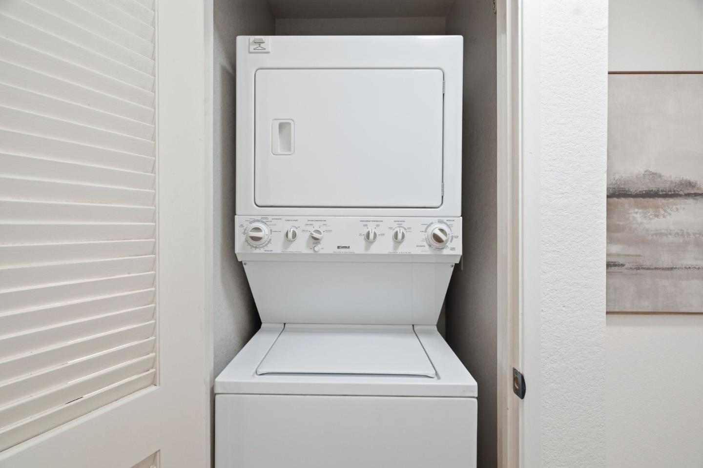 1400 Bowe Avenue 1404