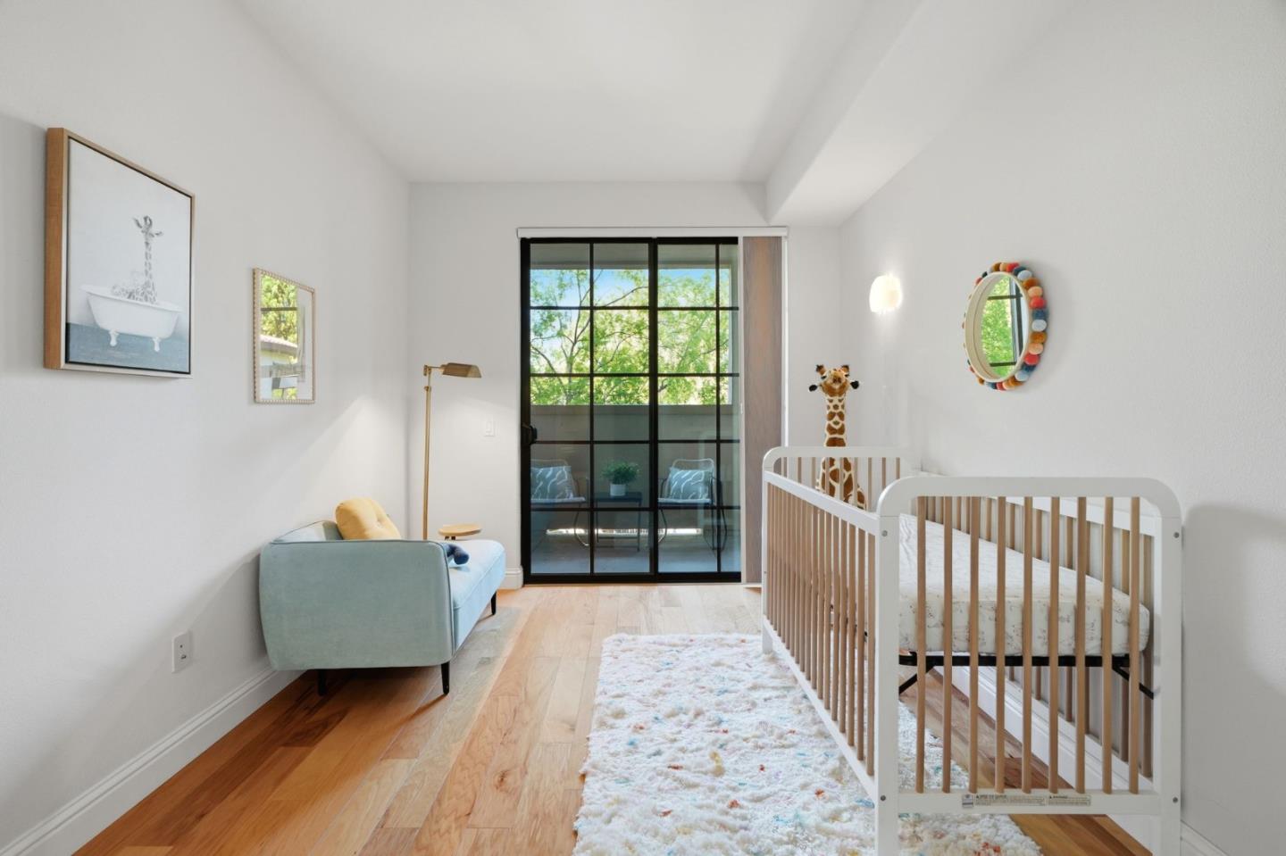 633 Elm Street 209