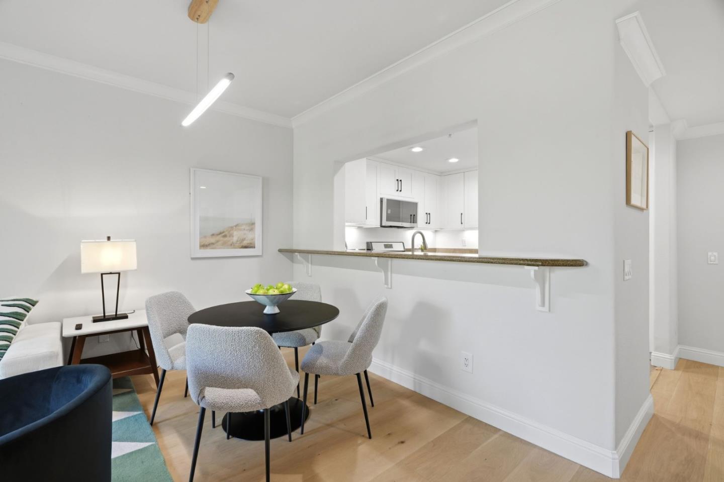 633 Elm Street 209