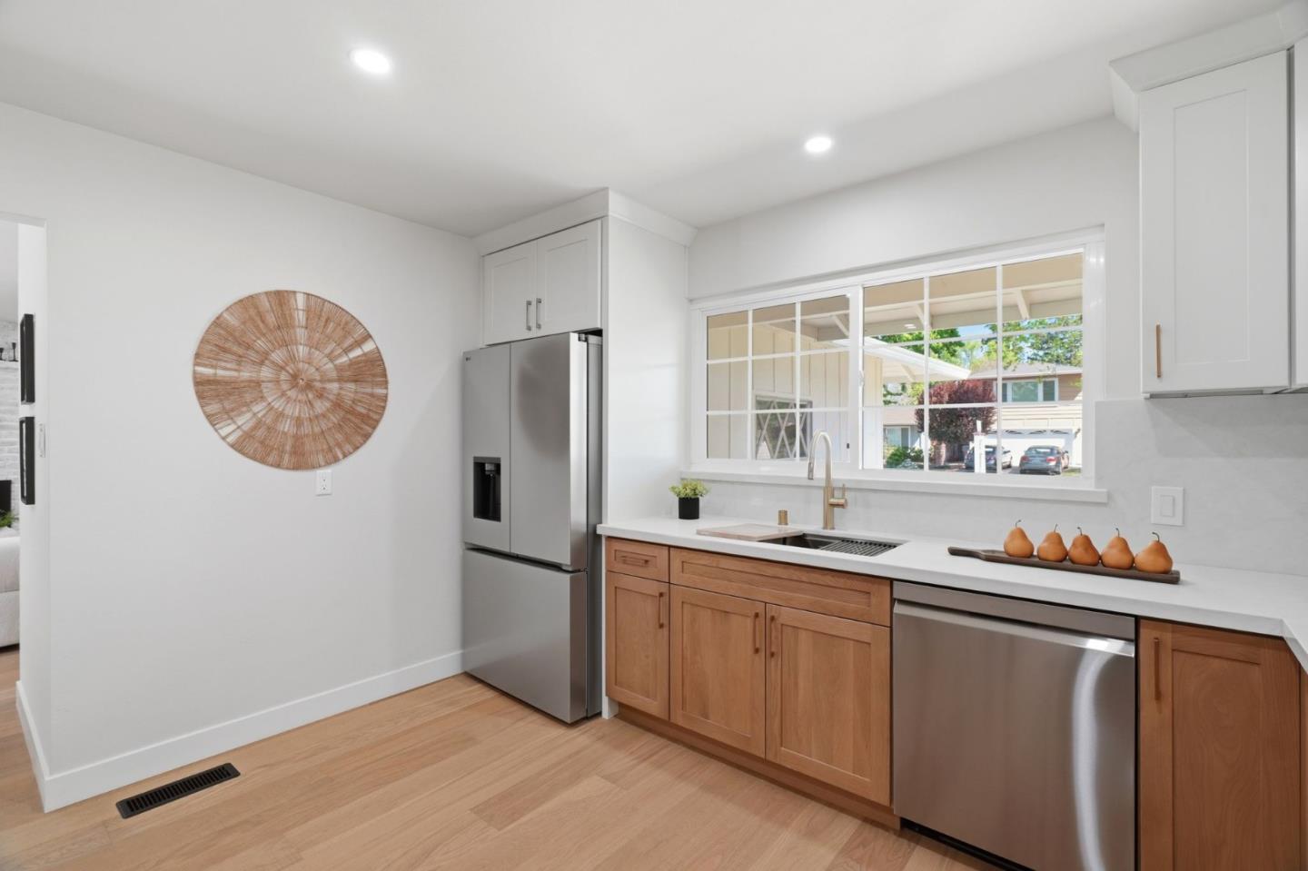 1237 Castlemont Avenue