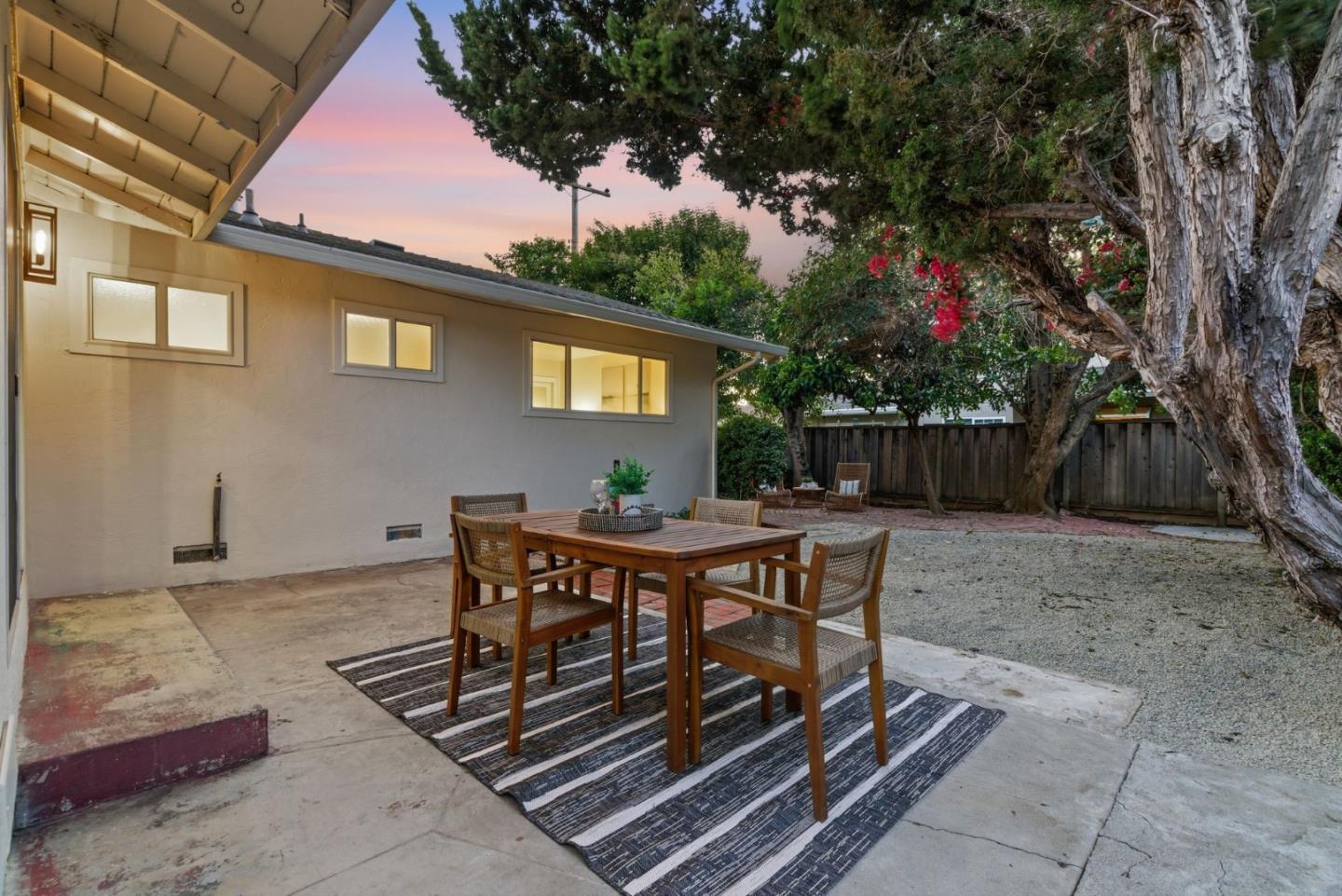 1237 Castlemont Avenue