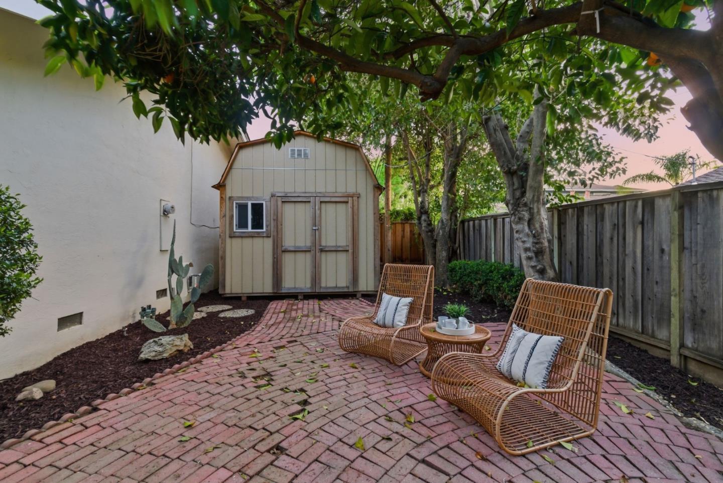 1237 Castlemont Avenue