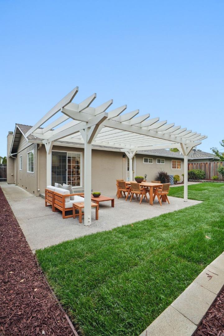 1051 Maraschino Drive