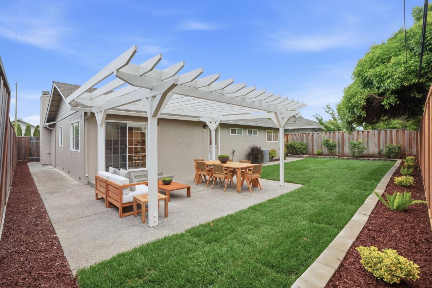 1051 Maraschino Drive