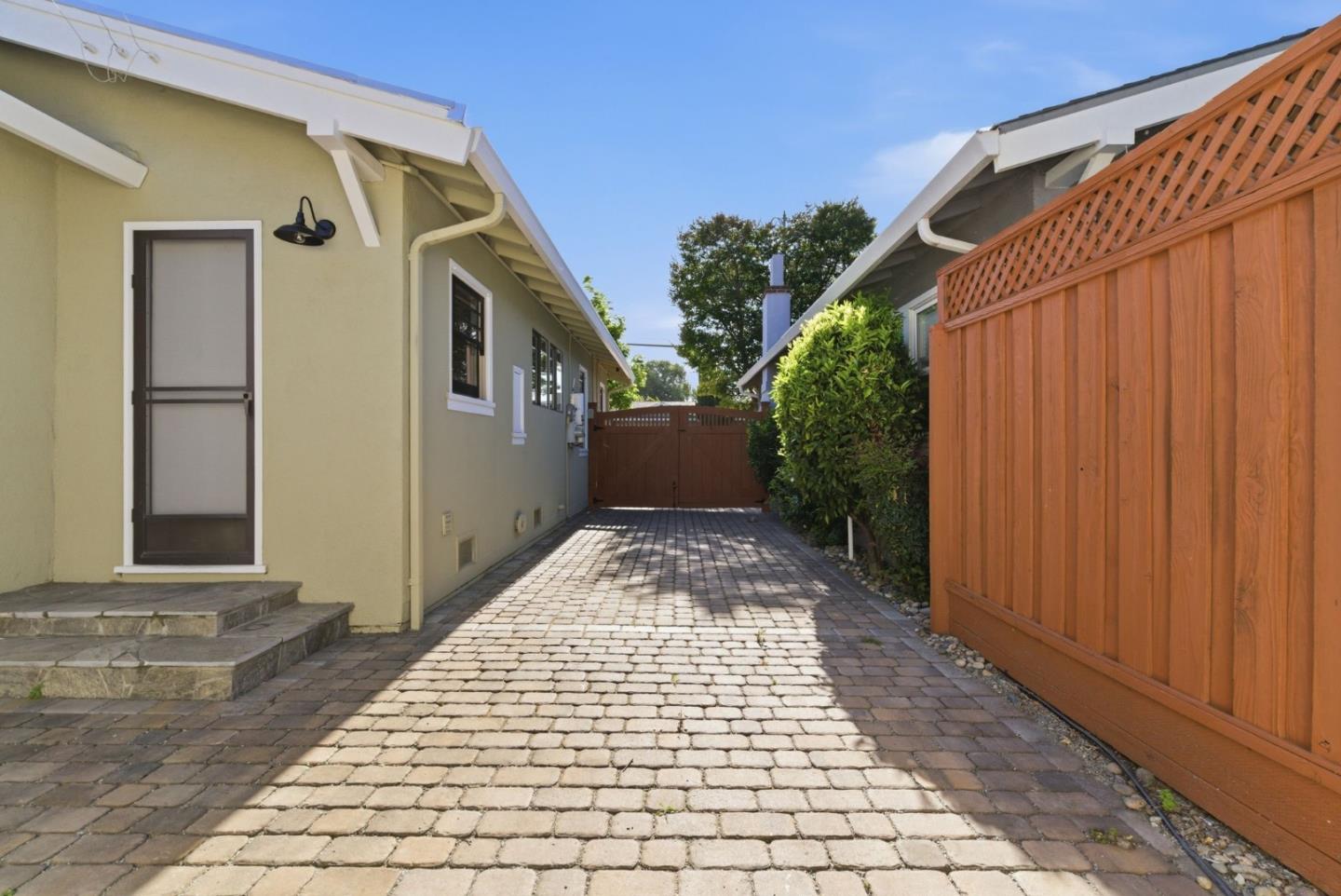 78 South Keeble Avenue
