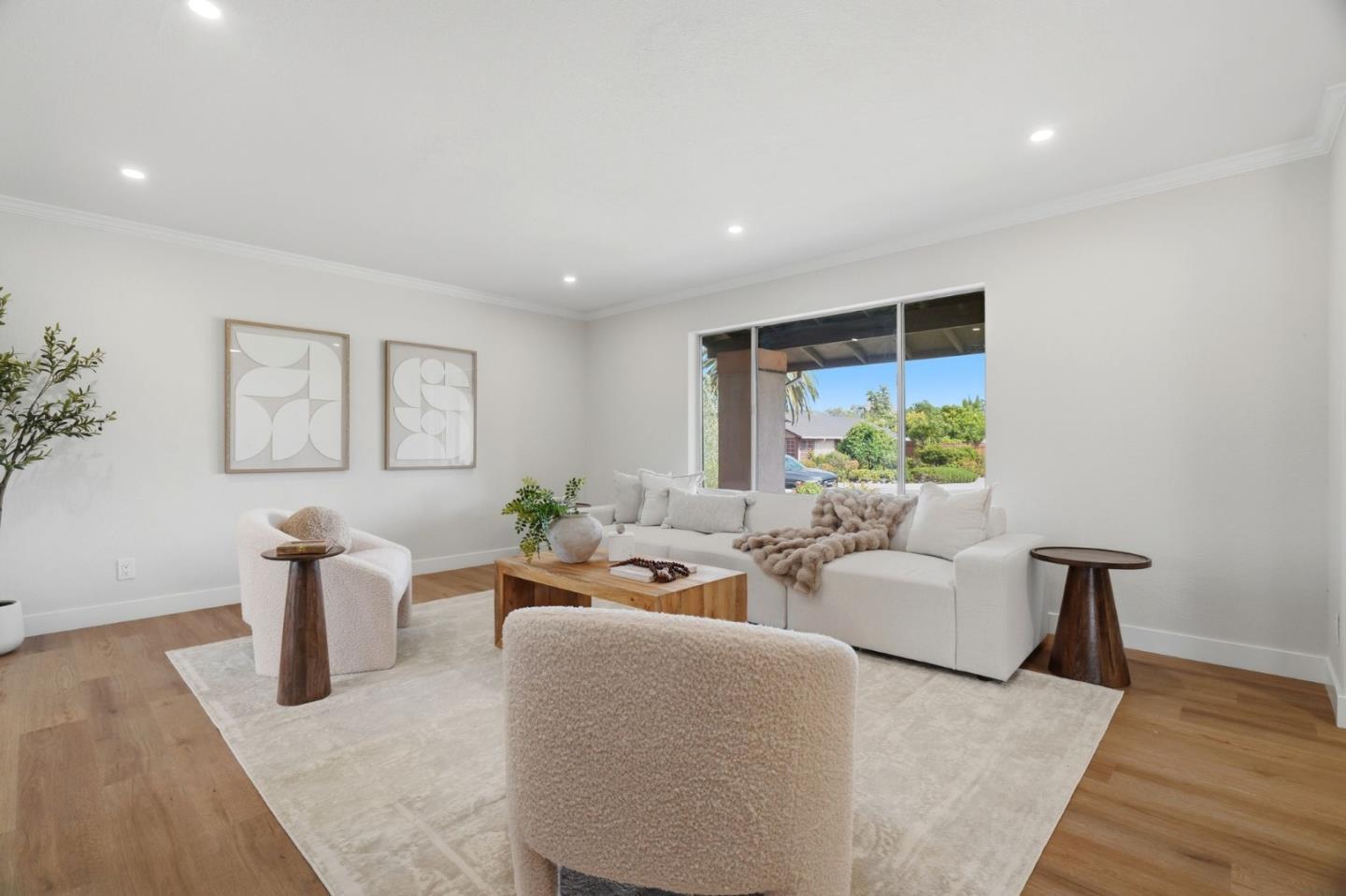 2489 Britt Way