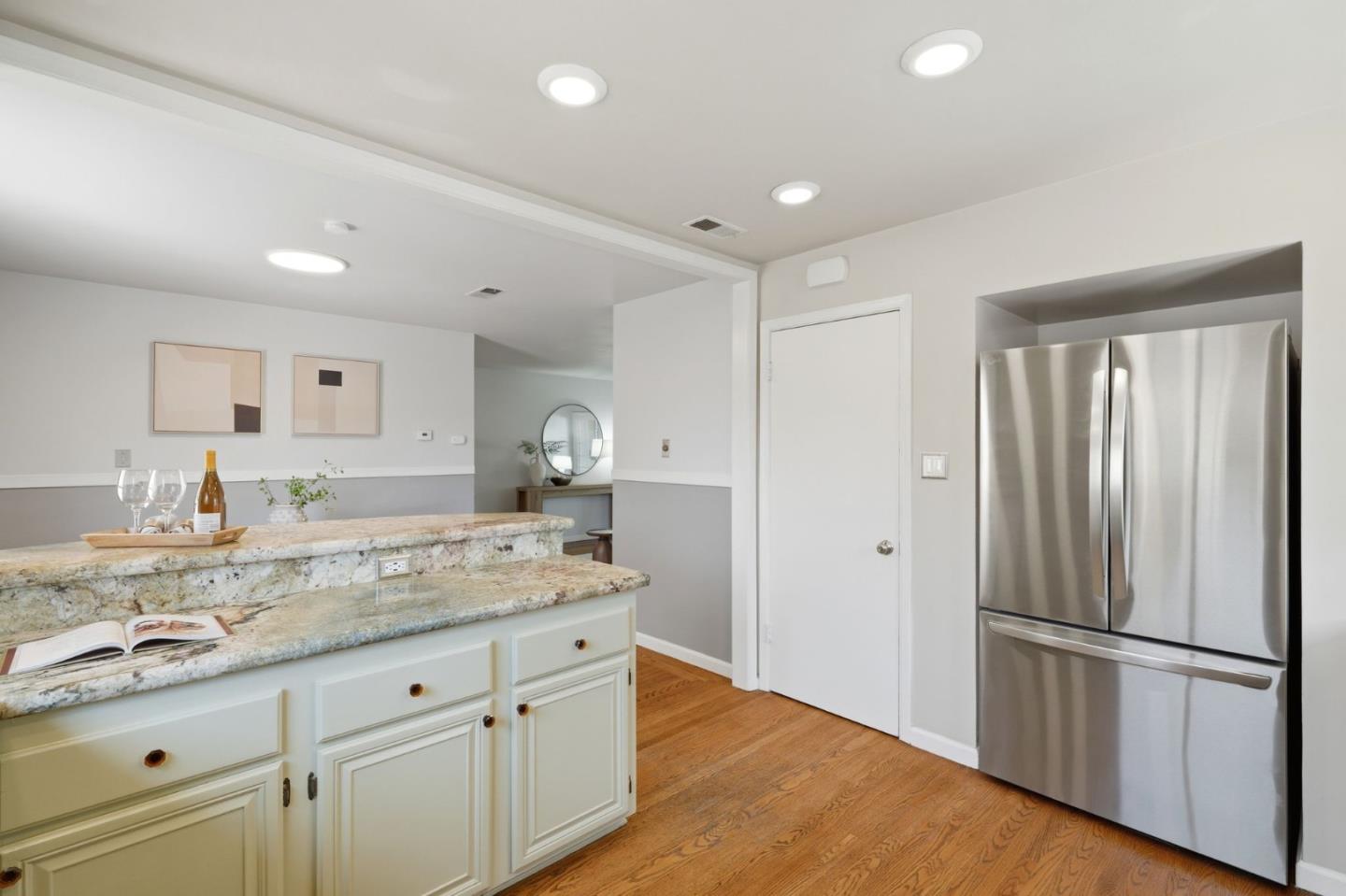356 Los Padres BLVD