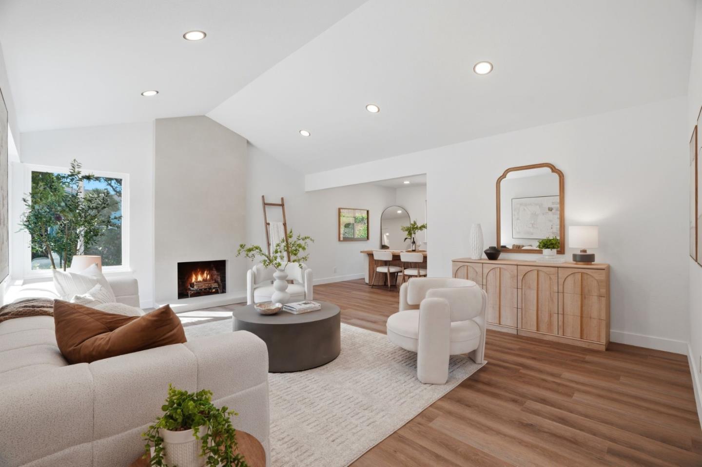 93 Ridgeview AVE