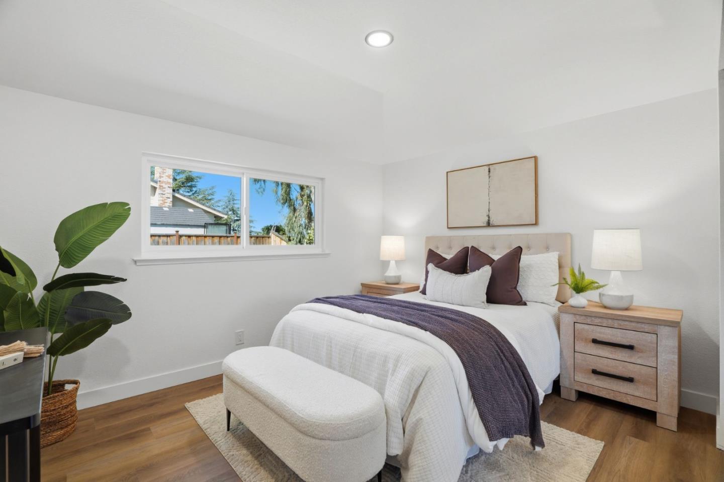 93 Ridgeview AVE