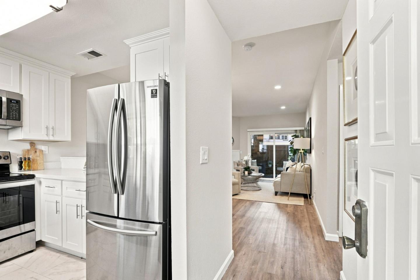 1400 Bowe AVE 405
