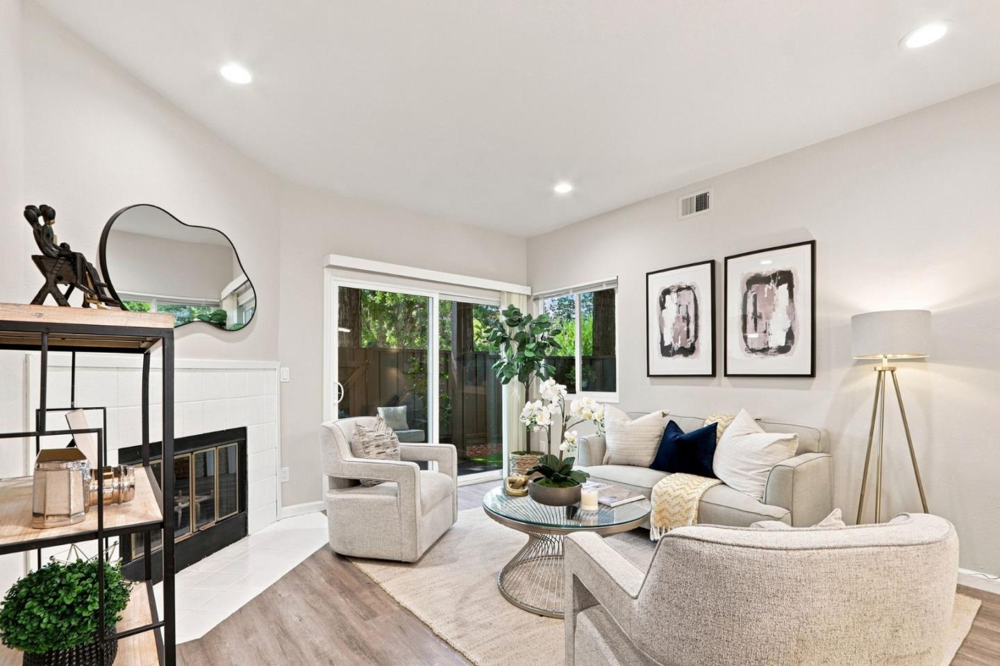 1400 Bowe AVE 405