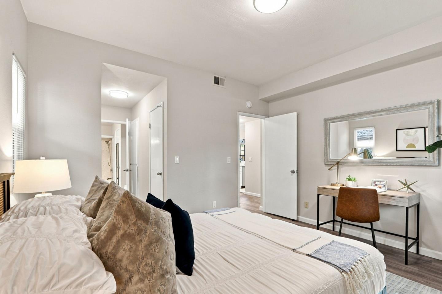 1400 Bowe AVE 405