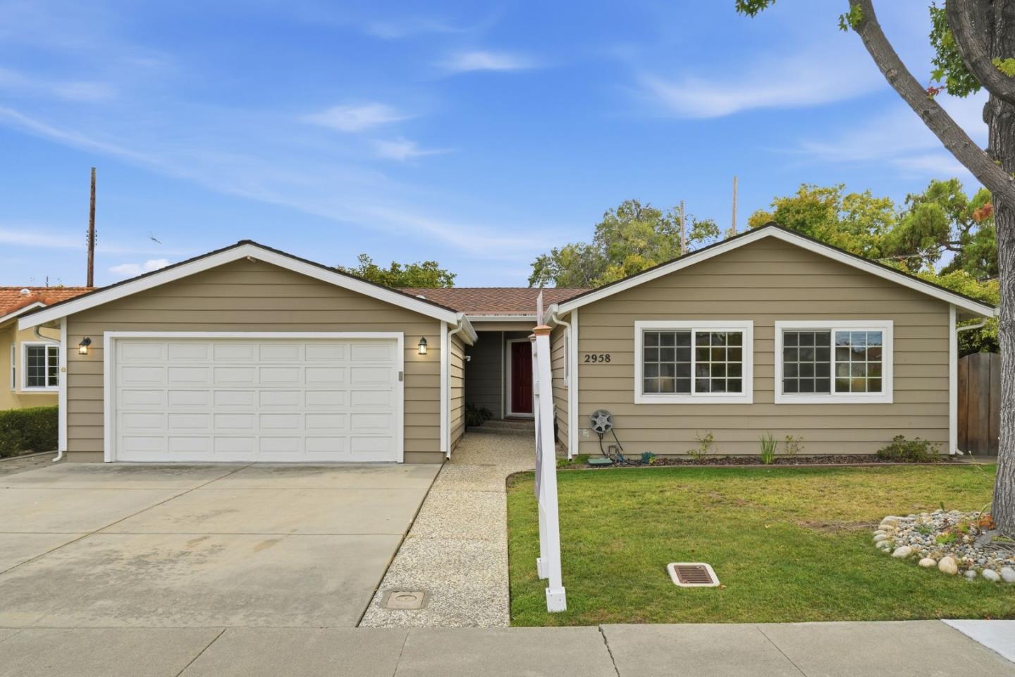 2958 Miles DR