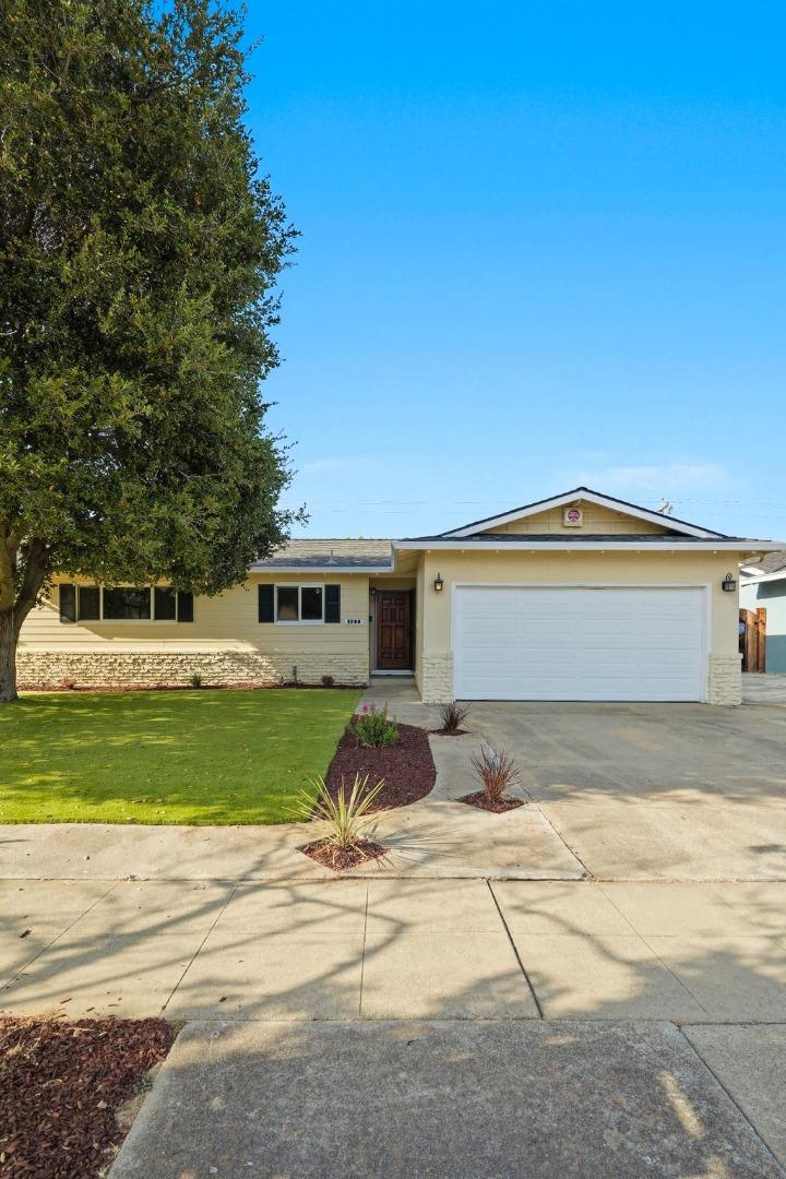 2239 Barrett AVE