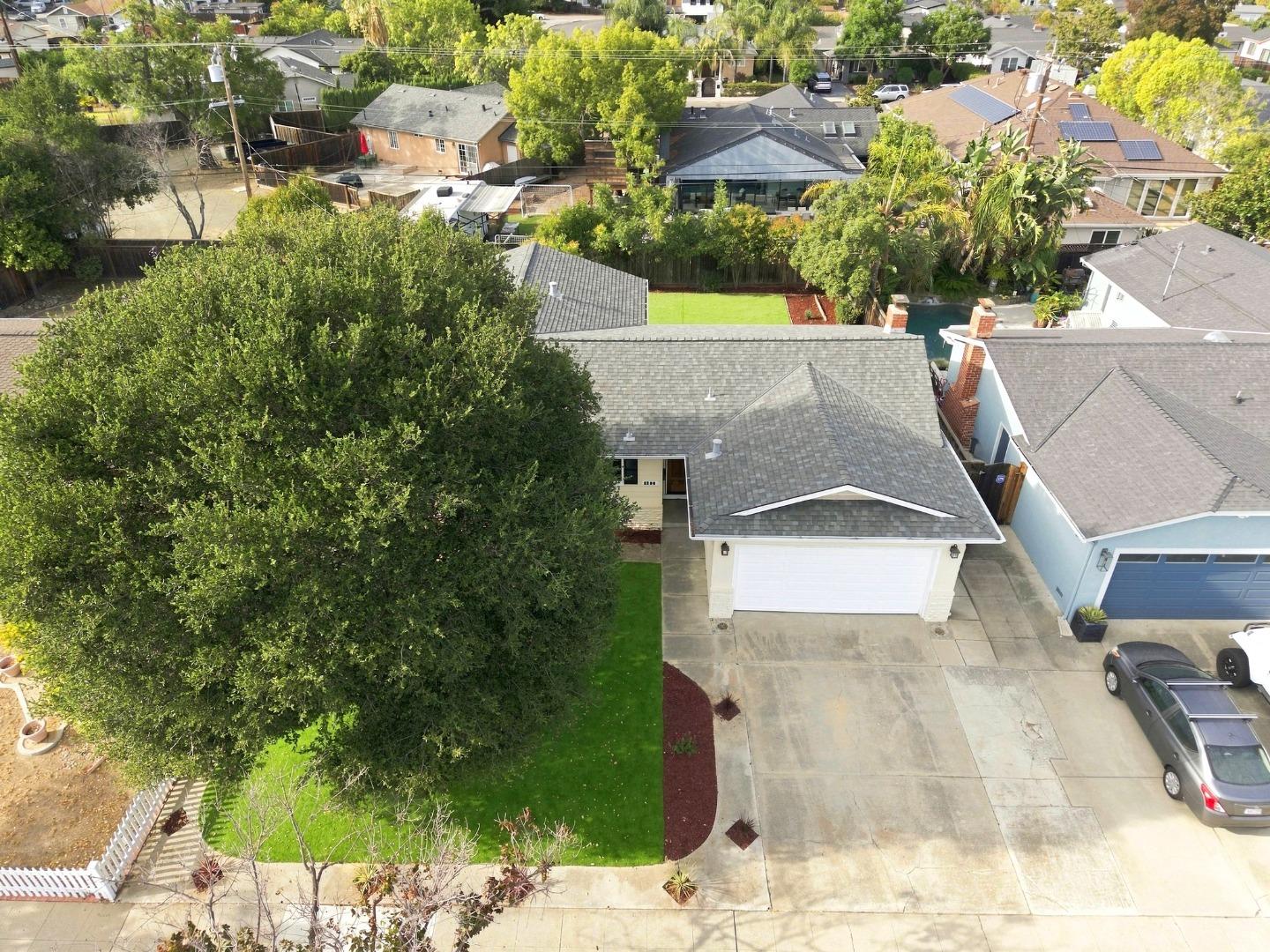 2239 Barrett AVE
