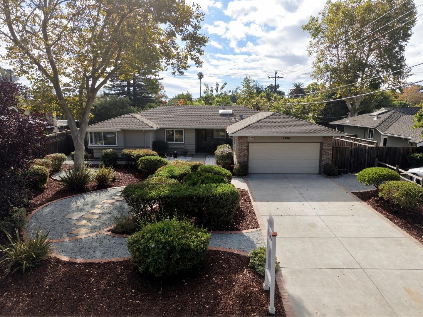 12390 Woodside DR