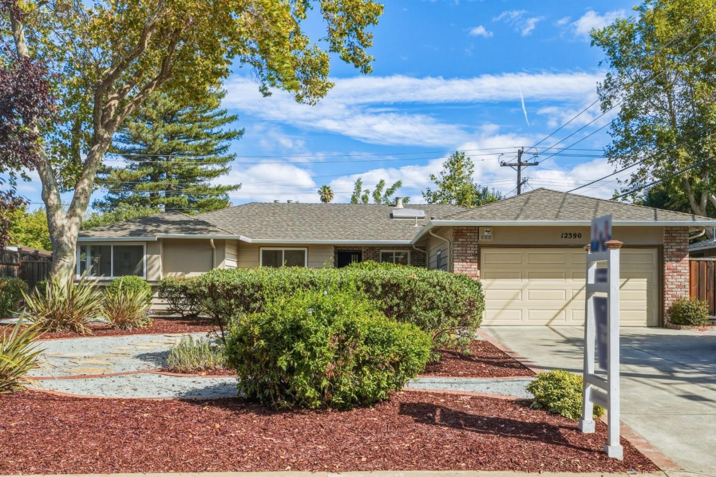 12390 Woodside DR