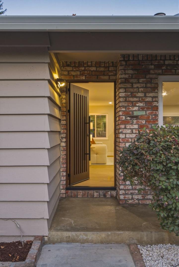 12390 Woodside DR