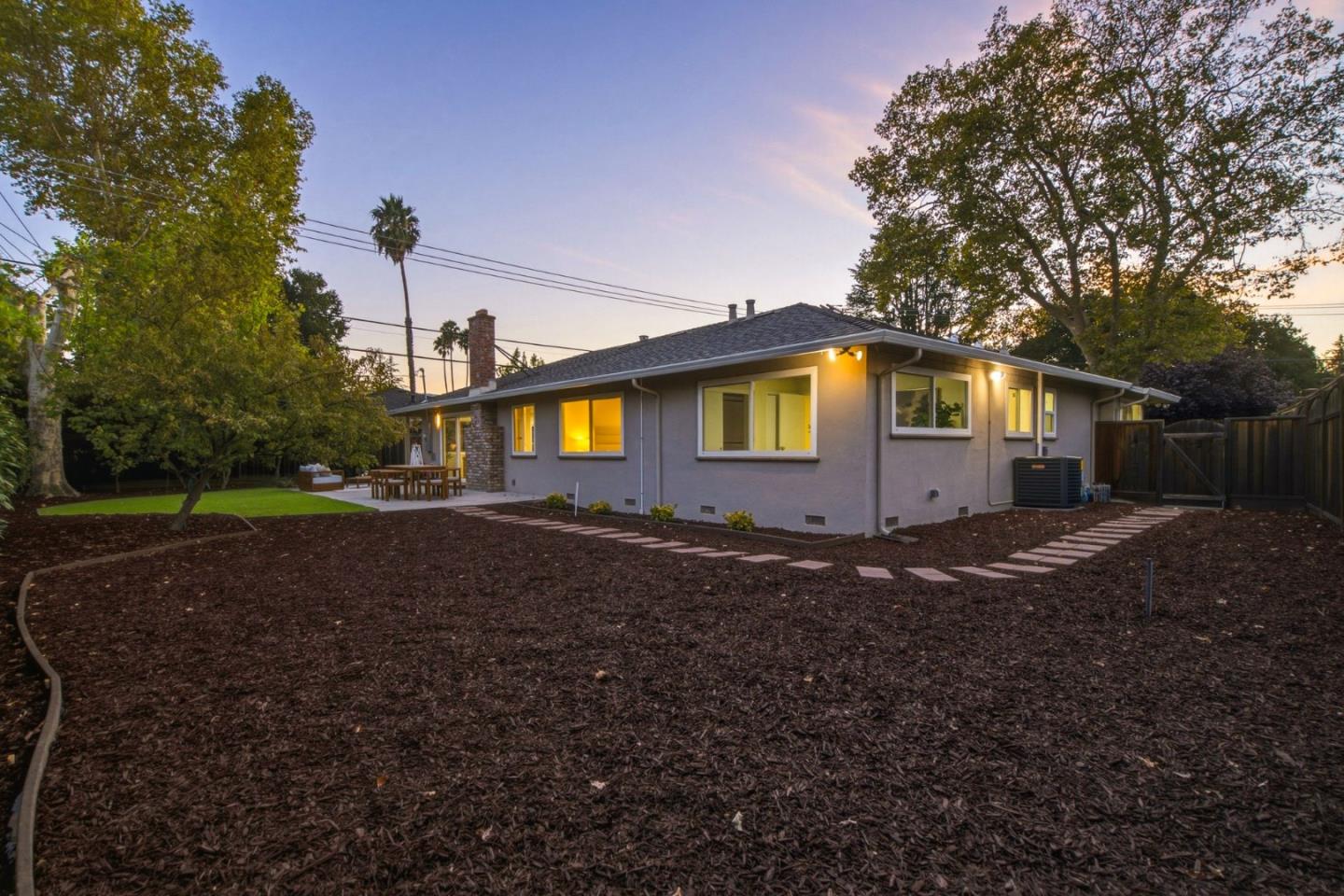 12390 Woodside DR