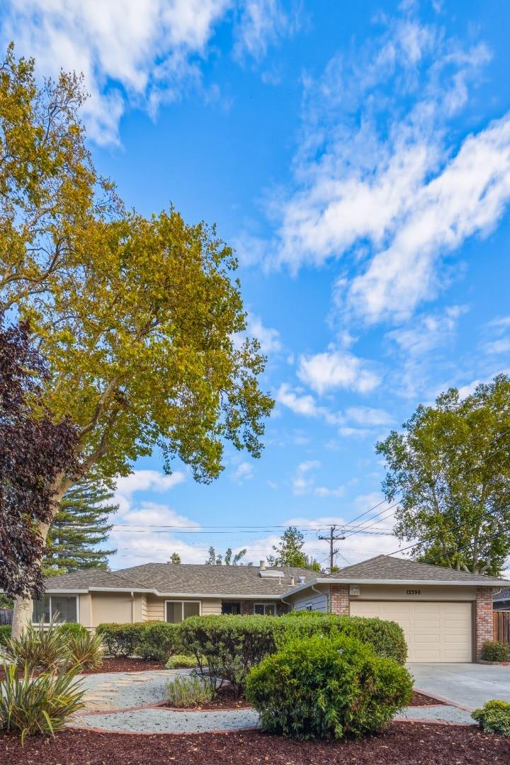 12390 Woodside DR