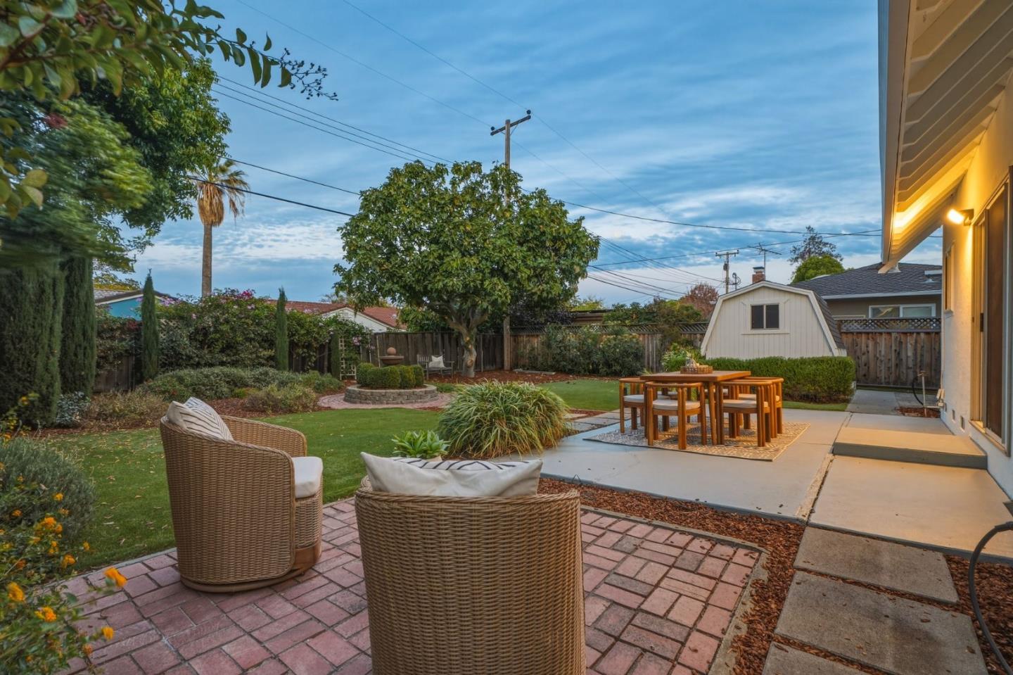 3805 Thrush WAY