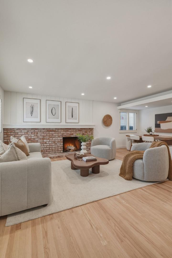 3805 Thrush WAY