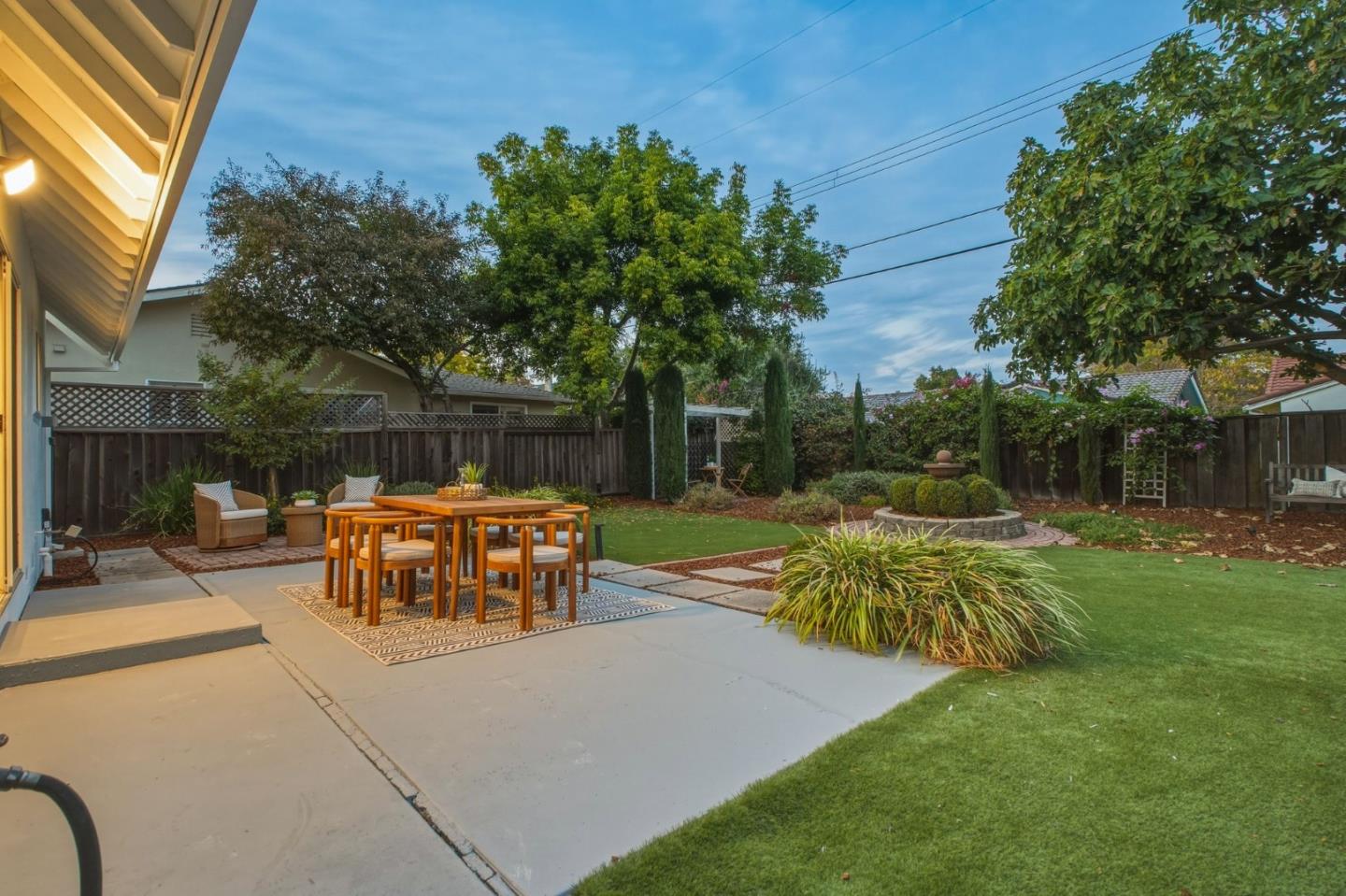 3805 Thrush WAY