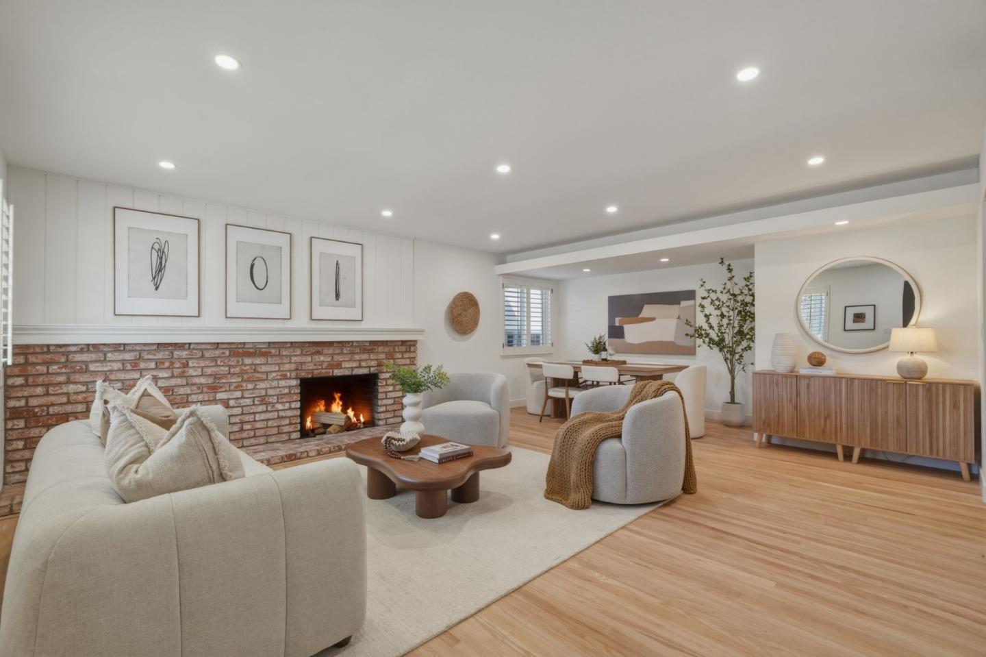 3805 Thrush WAY