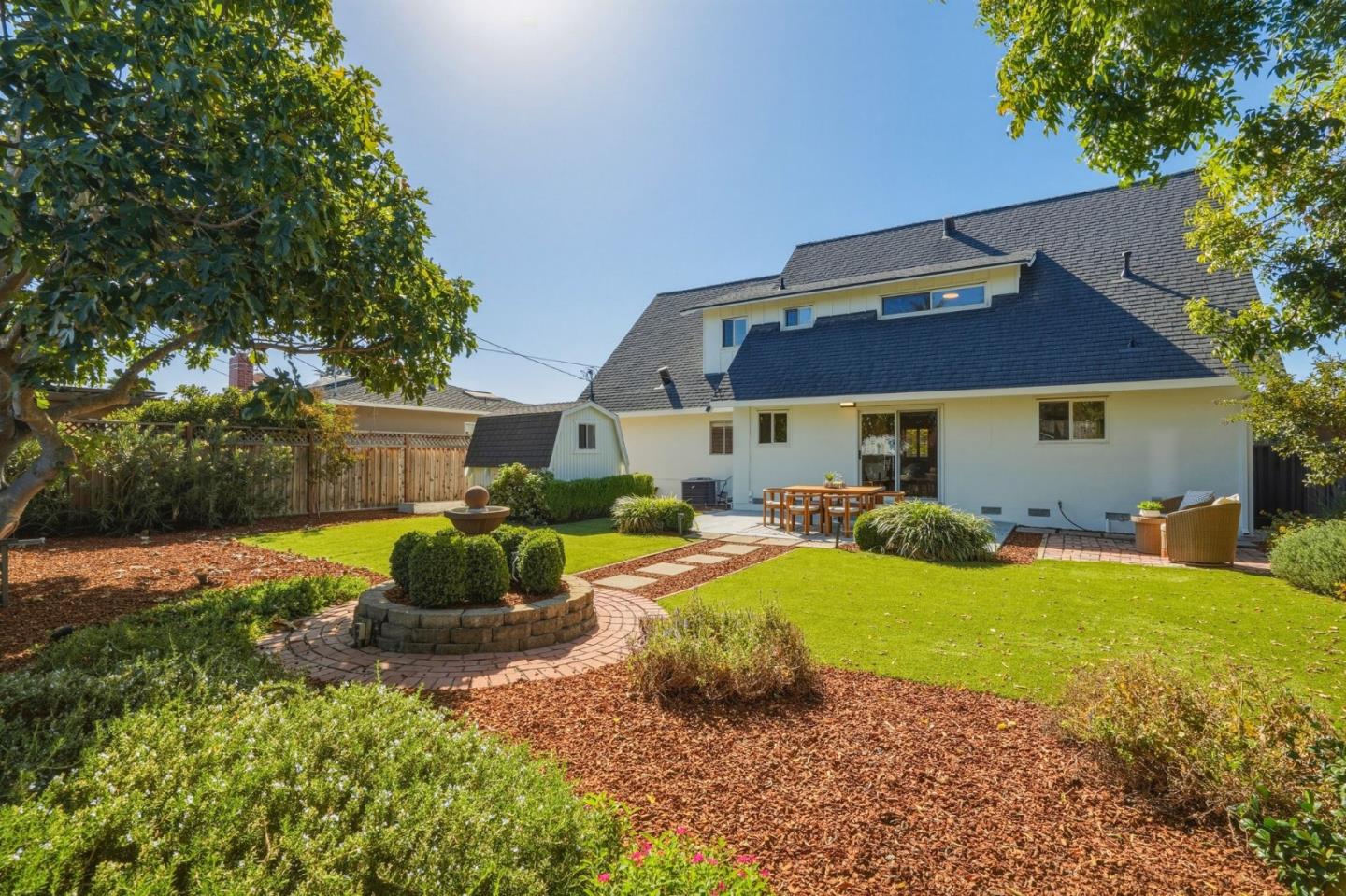 3805 Thrush WAY