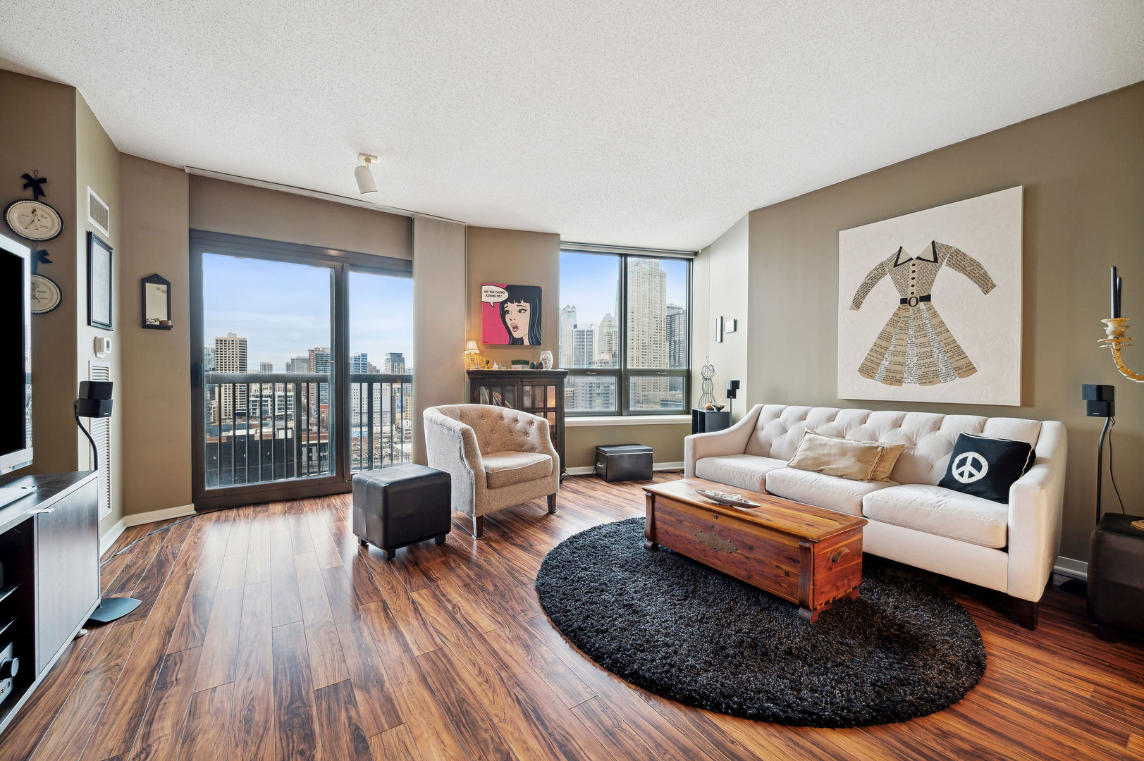 400 N LASALLE Drive Unit: 2212