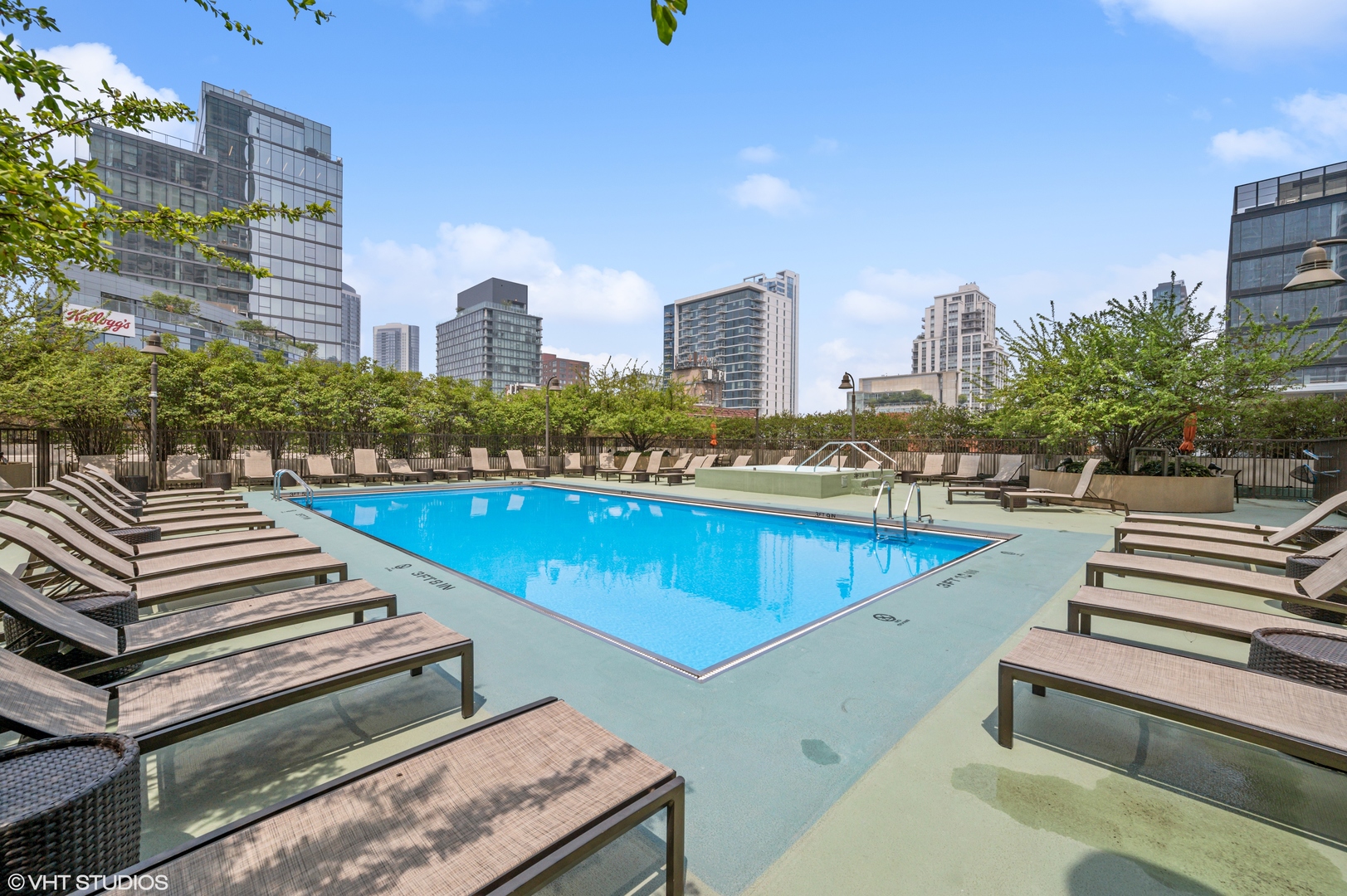 400 N LASALLE Drive Unit: 2212