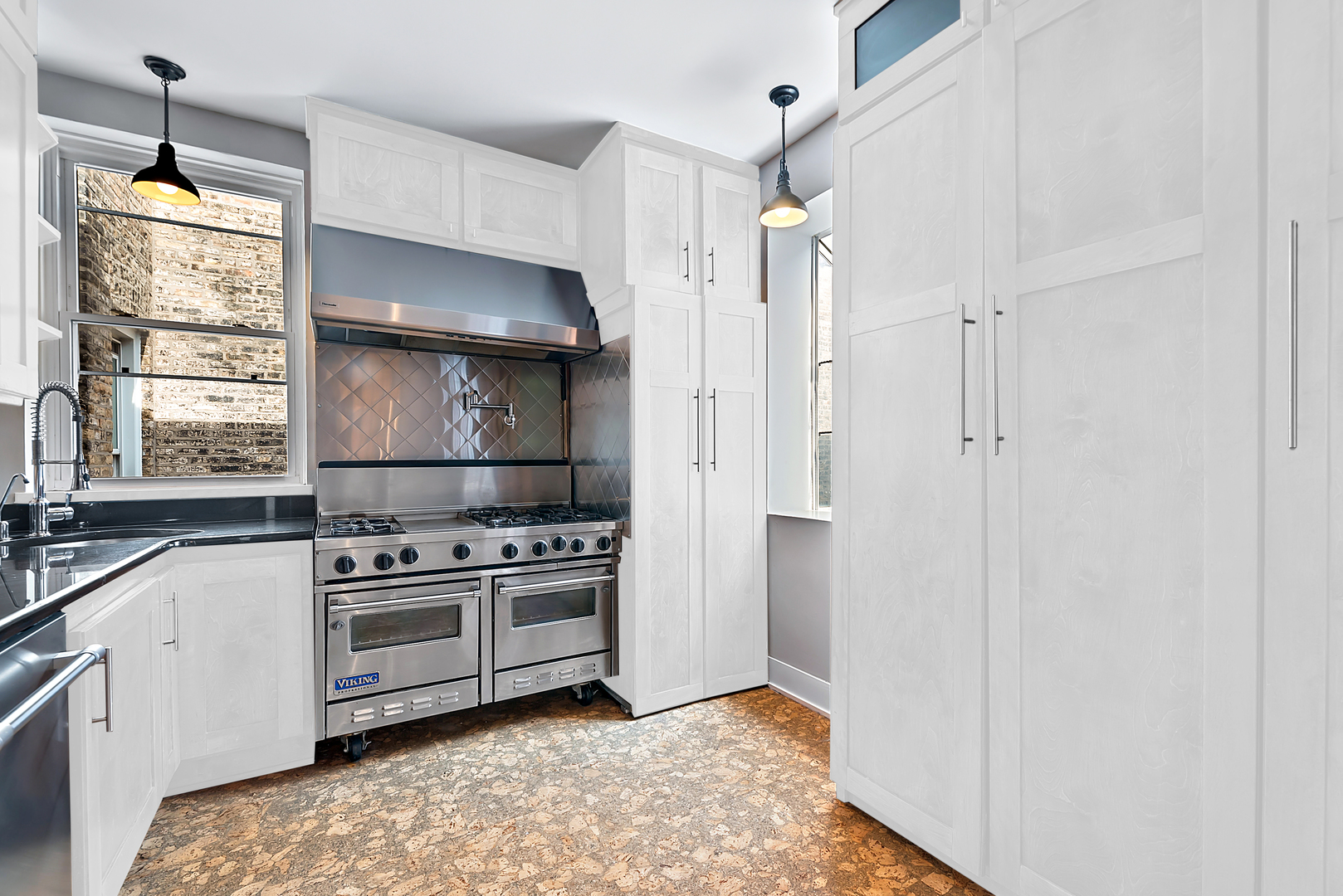 1444 W Jarvis Avenue Unit: 3C