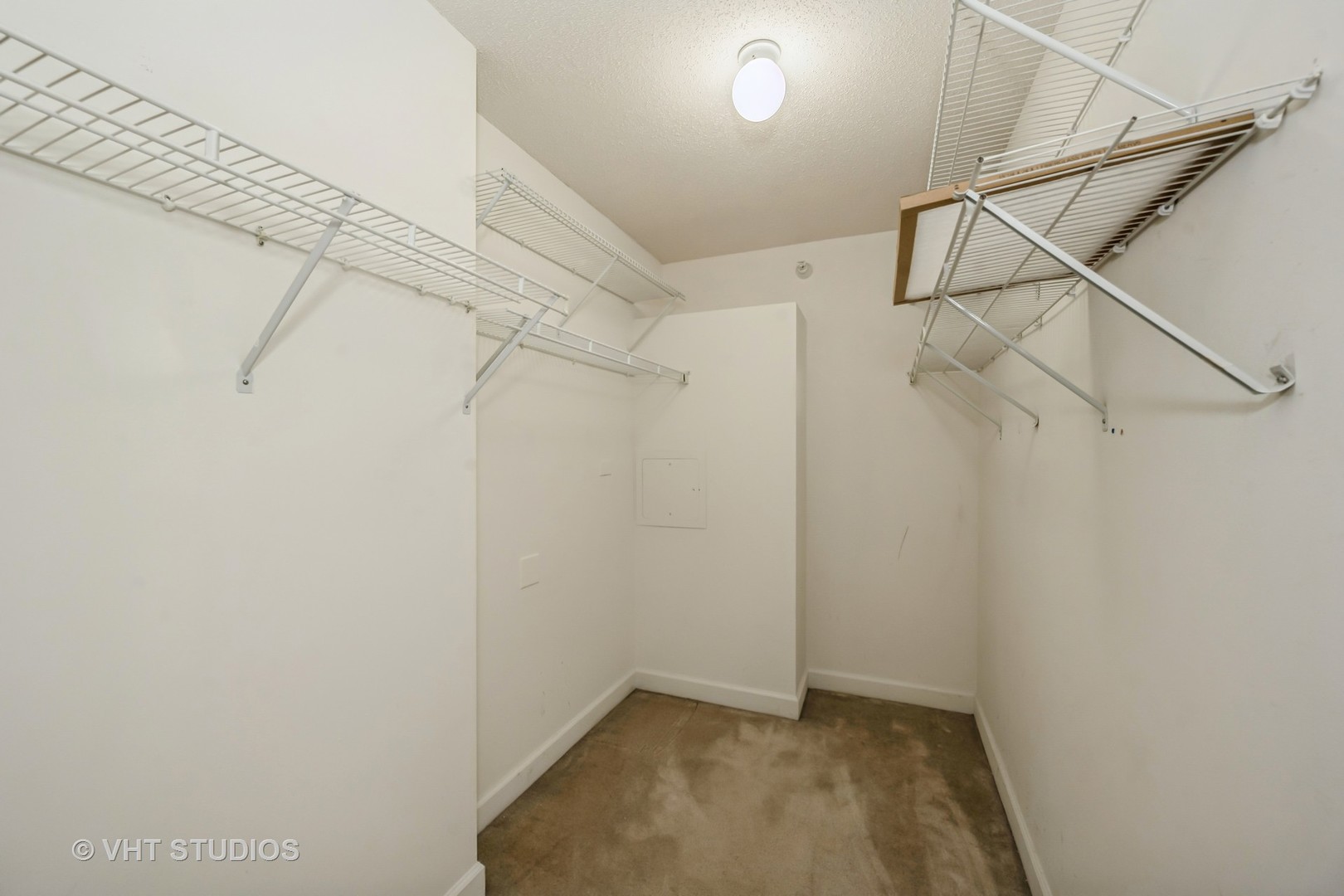 2 E ERIE Street Unit: 1606