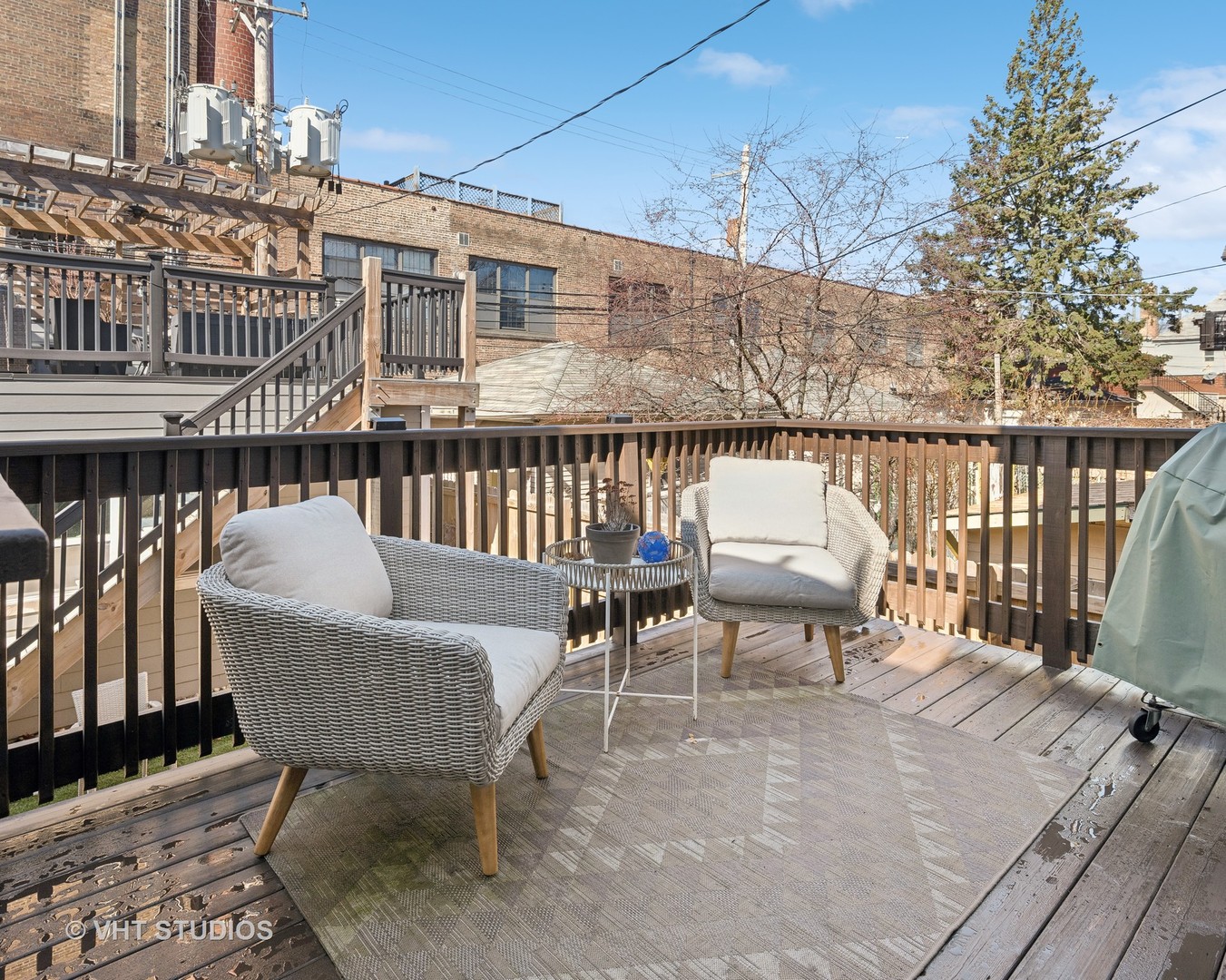 3712 N Hermitage Avenue