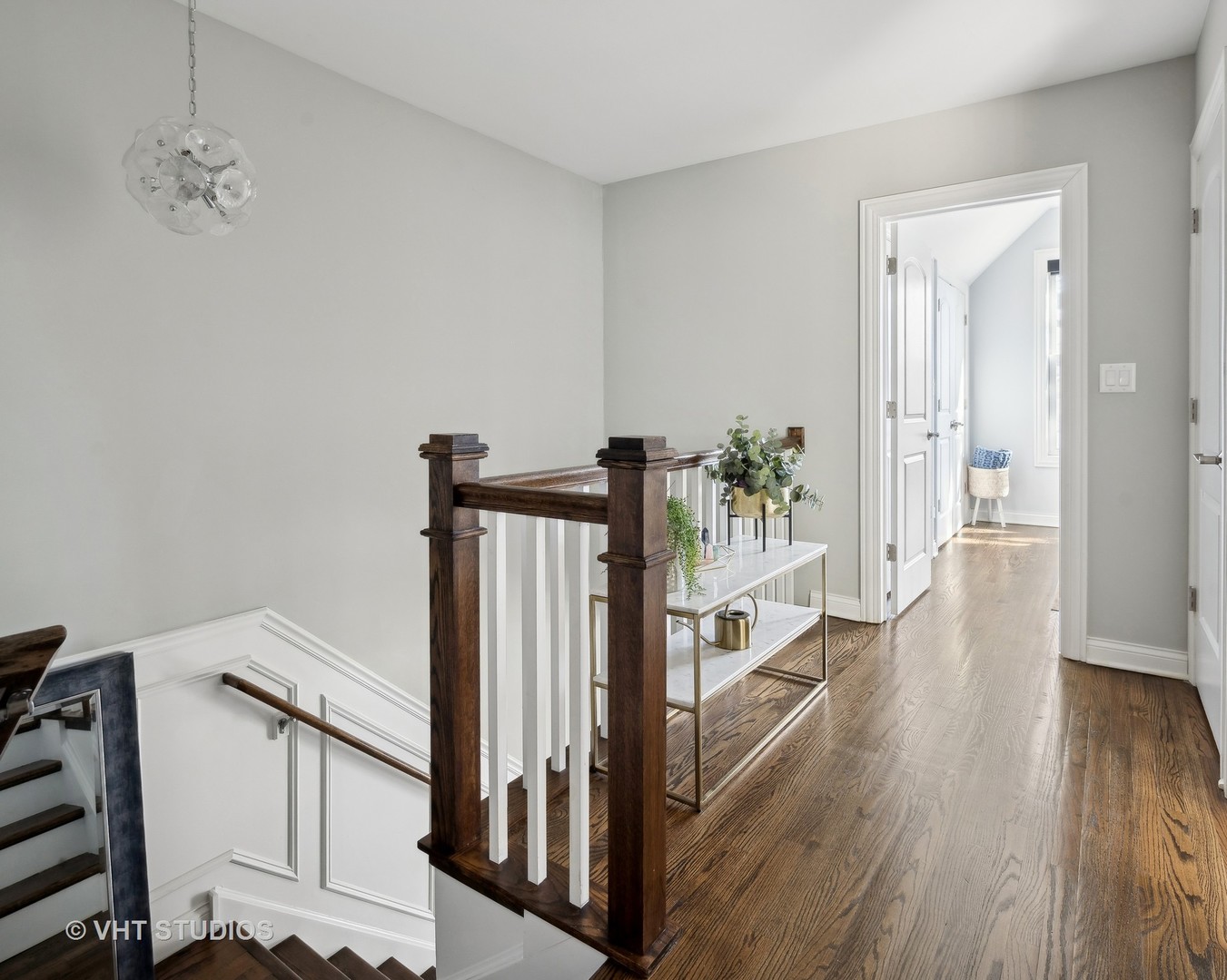 3712 N Hermitage Avenue