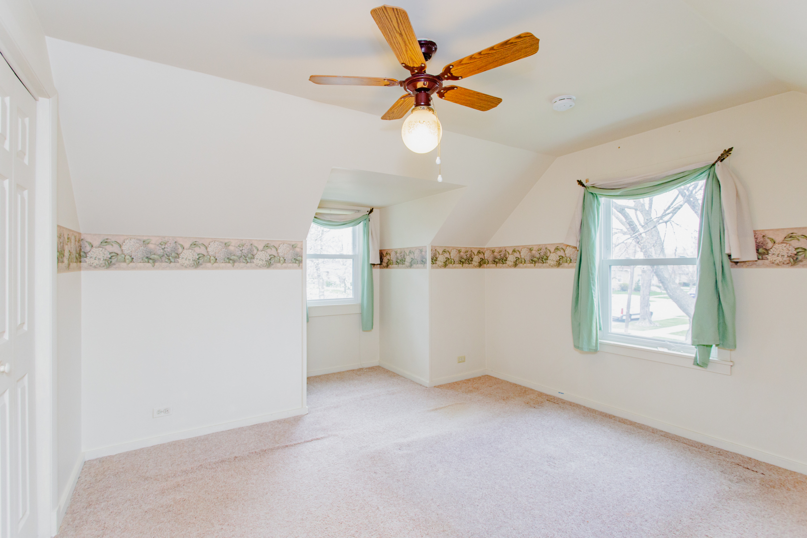 8259 N Osceola Avenue