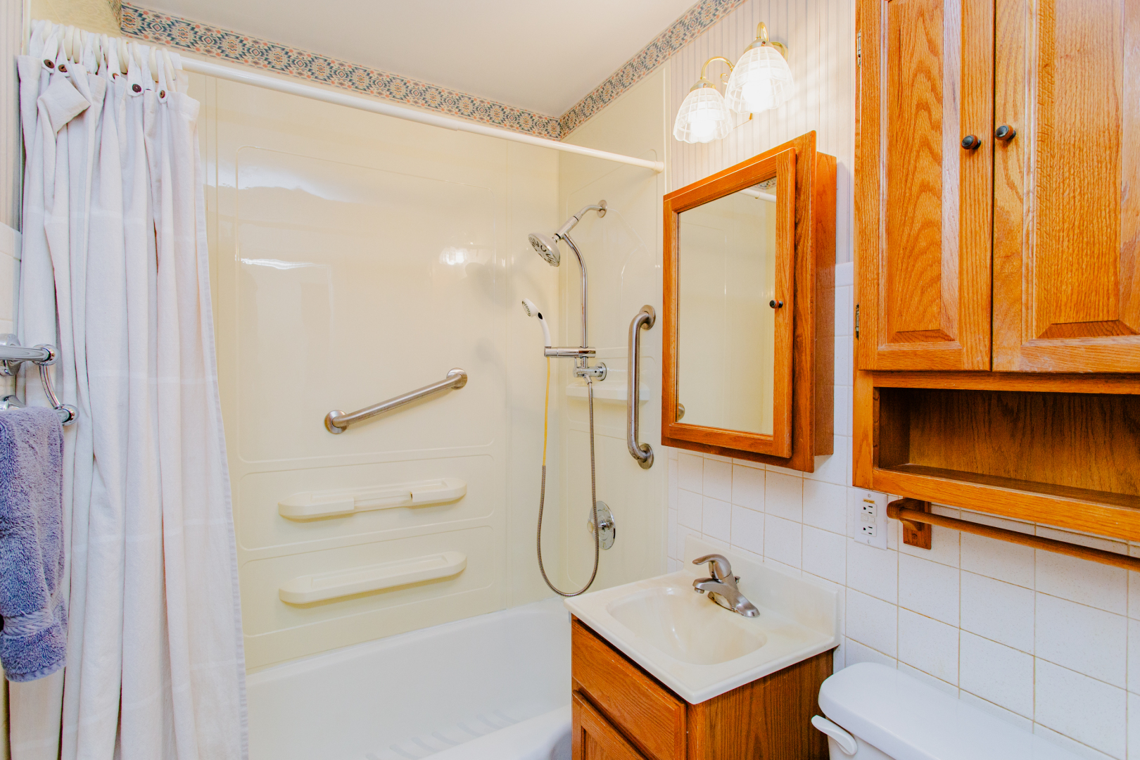 8259 N Osceola Avenue