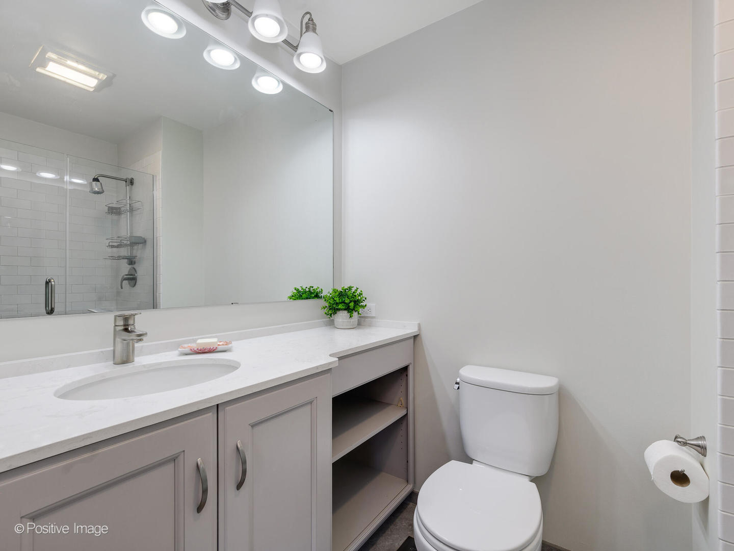 2129 N Magnolia Avenue Unit: A