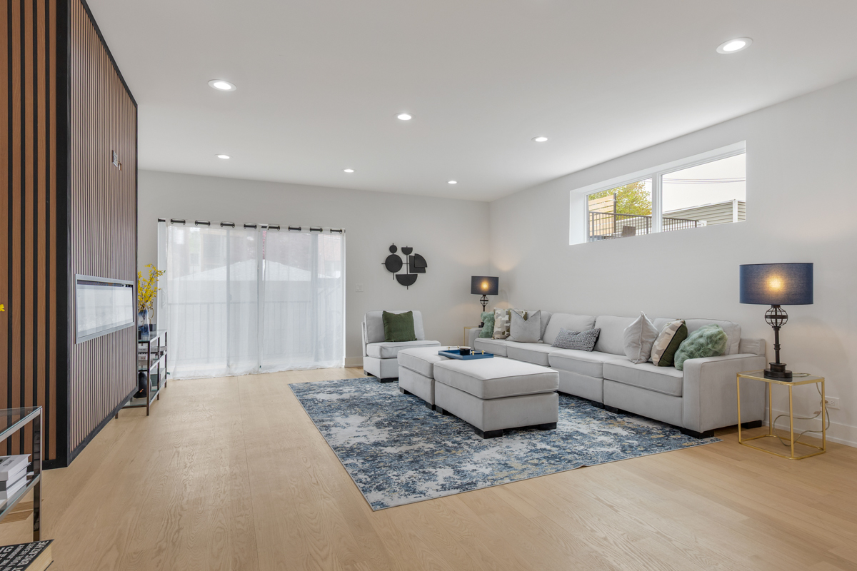 1522 W Wolfram Street